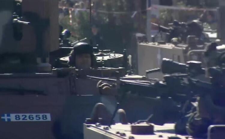 Παρέλαση 28ης Οκτωβρίου: Η χειρίστρια άρματος που έκλεψε όλα τα βλέμματα